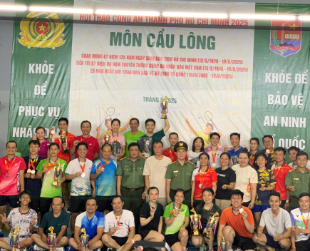 HỘI THAO CÔNG AN TP.HCM 2025 BỘ MÔN CẦU LÔNG KHÉP LẠI VỚI THÀNH CÔNG TỐT ĐẸP